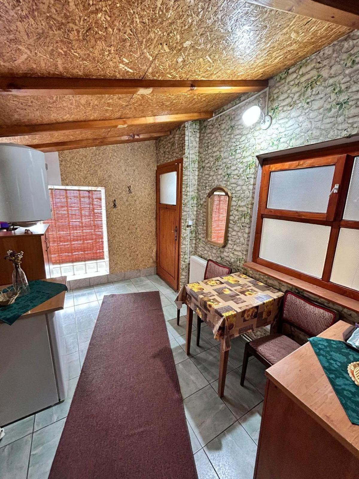 Hotel Casa Kapti Turda Exterior foto